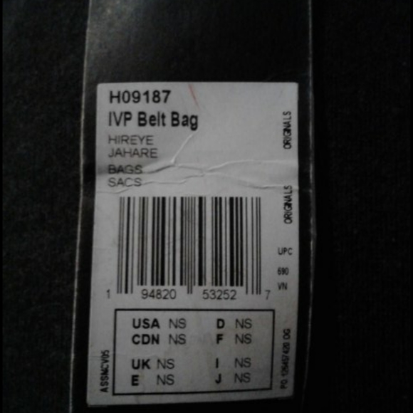 Ivy Park ADIDAS bag - Picture 2 of 2